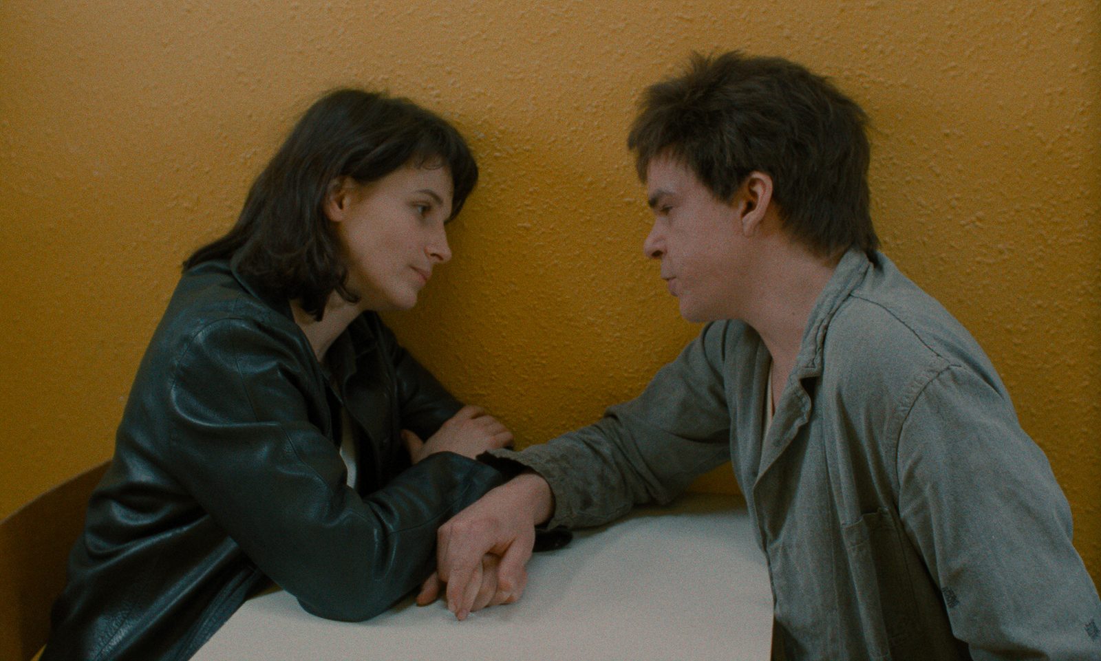 The Lovers on the Bridge 4